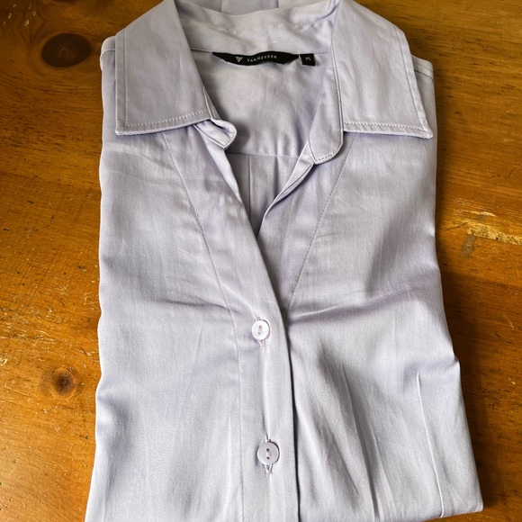 Discounted Bin 🧺 NWOT Van Heusen Formal Button-down Shirt - Picture 1 of 5